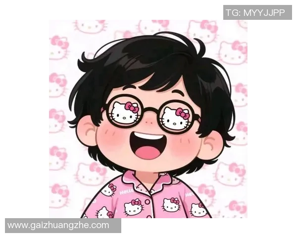 小众头像中的足球明星男生展现独特魅力与个性风采 小众头像中的足球明星男生展现独特魅力与个性风采