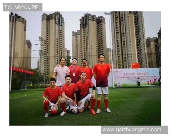 深圳足球队荣登足球团队协作排行榜第三名展现团队精神与实力